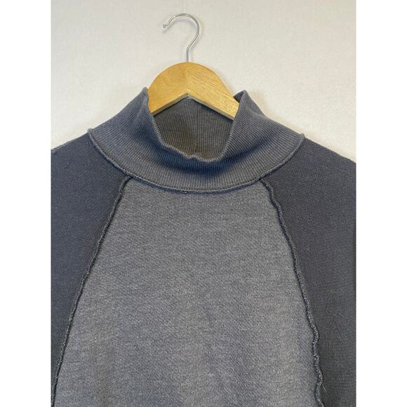 American Eagle Patchwork Exposed Seam Oversized Black Gray Sweatshirt Top - Picture 2 of 10